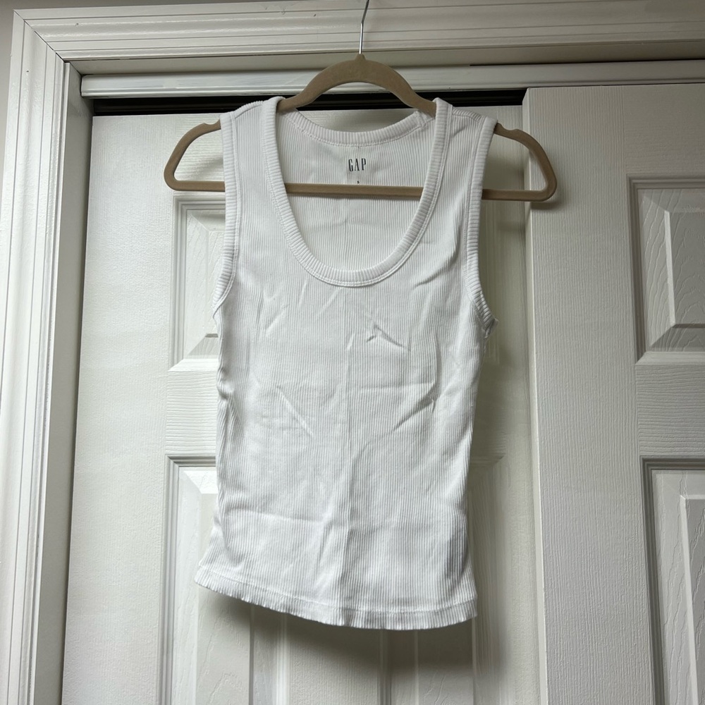 GAP Women's Classic White Tank Top